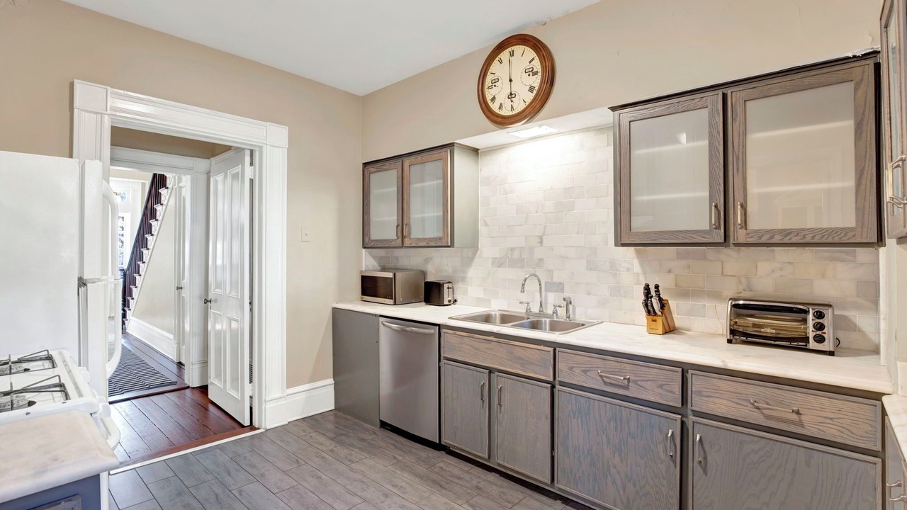 Photo of Kitchen in Historic District - North