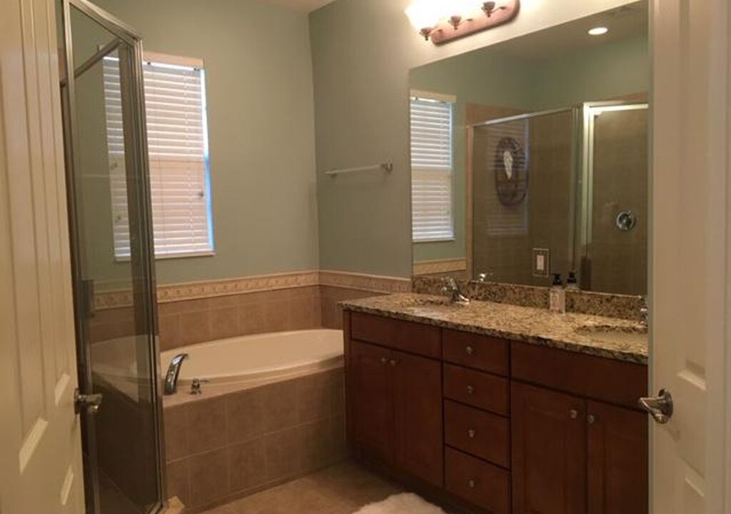 Photo of Bathroom in Ole