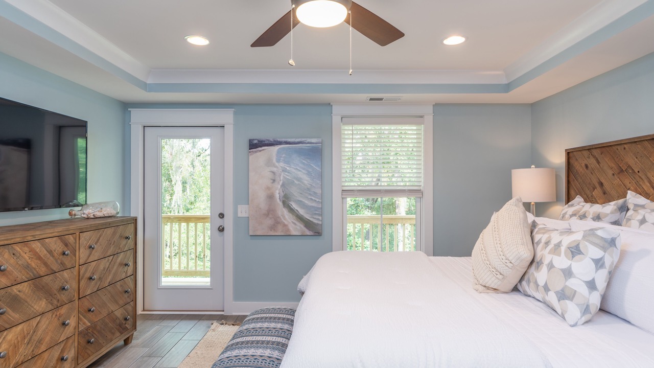 Photo of Bedroom in Folly Field