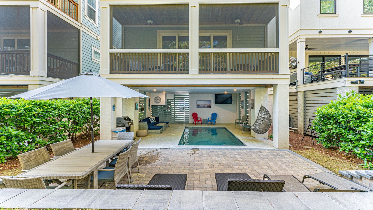 Photo of Outdoor in Folly Field