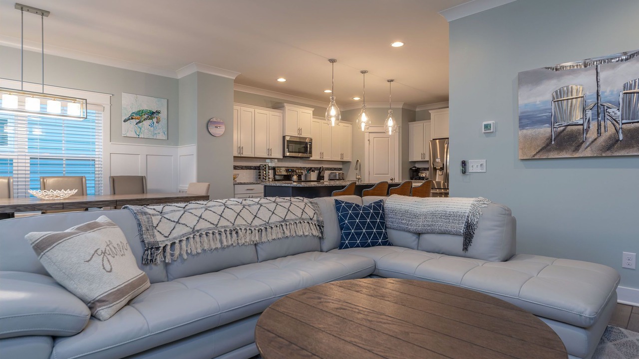 Photo of Livingroom in Folly Field