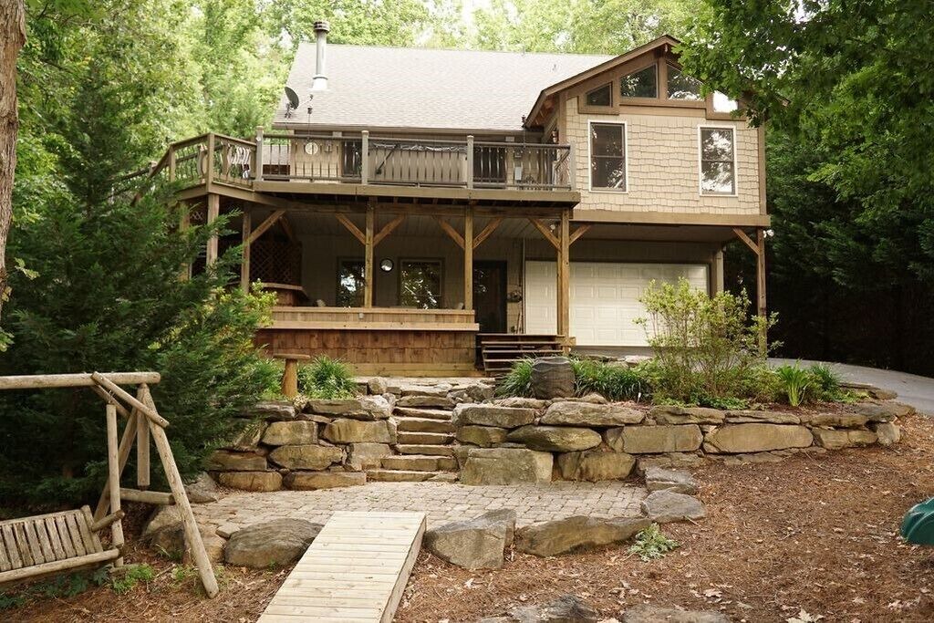 Photo of Outdoor in Six Mile