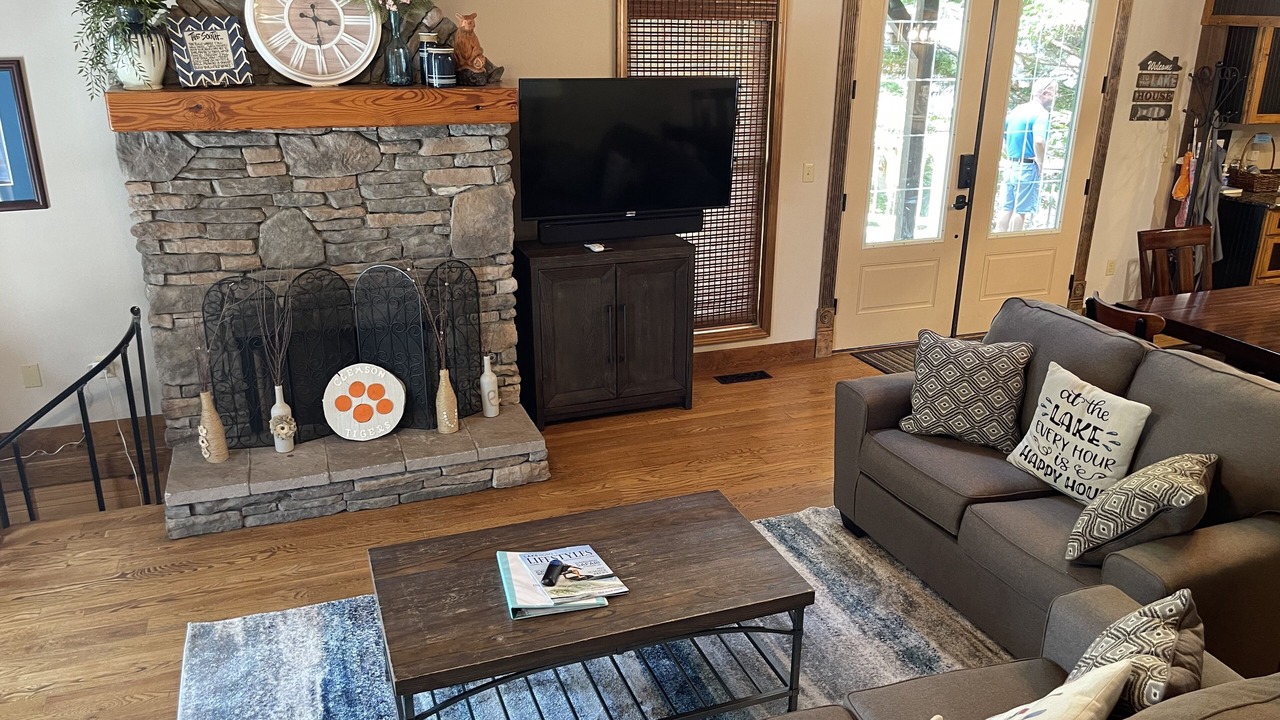 Photo of Bedroom in Six Mile