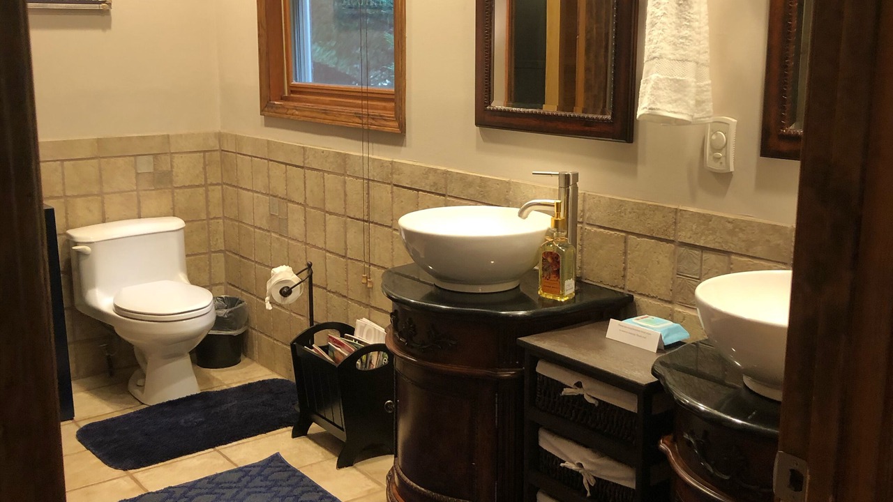 Photo of Bathroom in Six Mile