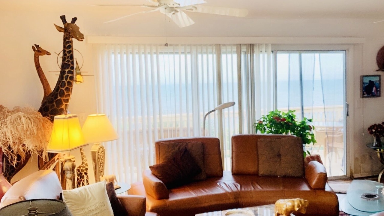 Photo of Livingroom in Melbourne Beach