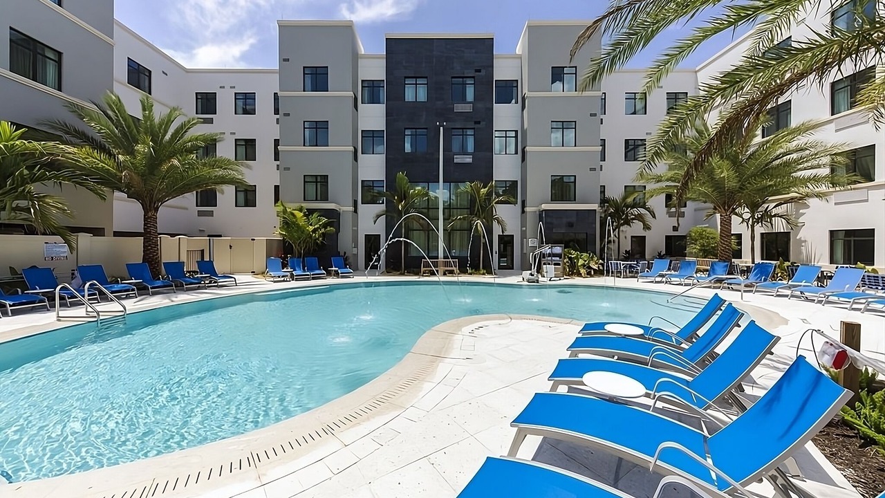 Photo of Outdoor in Naples
