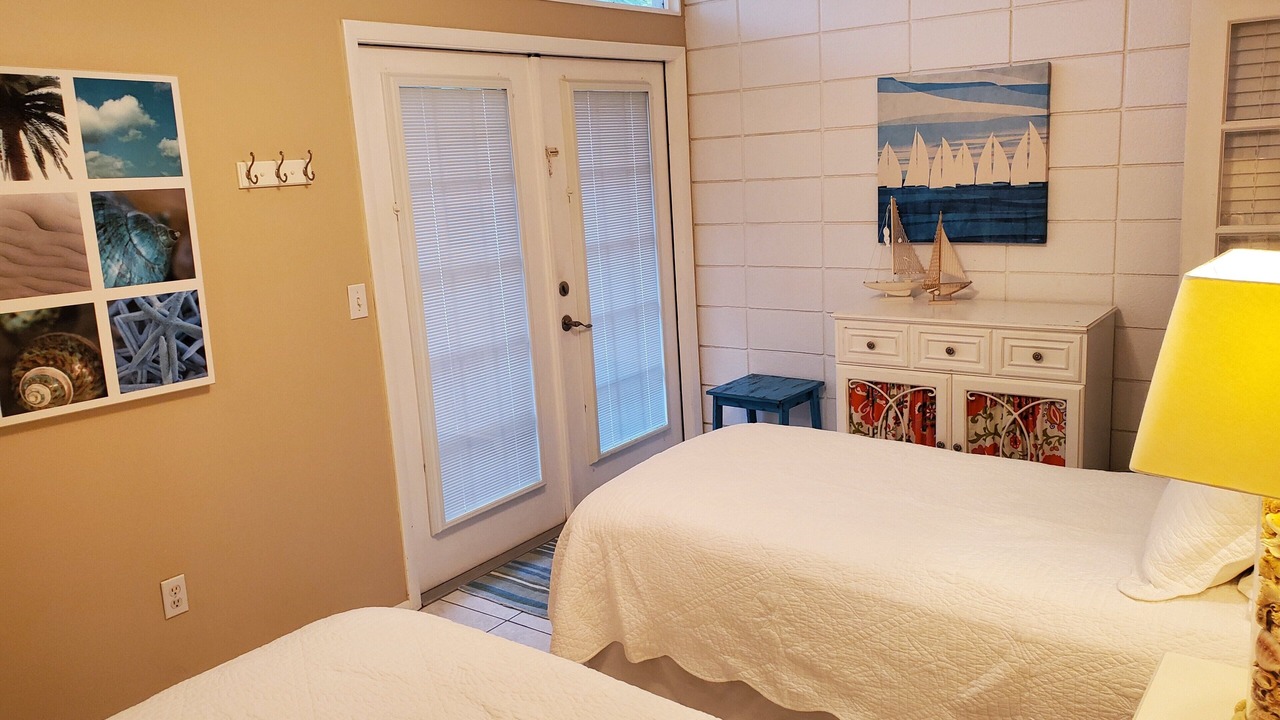 Photo of Bedroom in Siesta Key Village