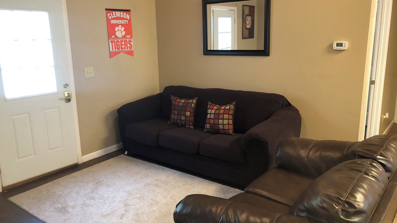 Photo of Livingroom in Seneca