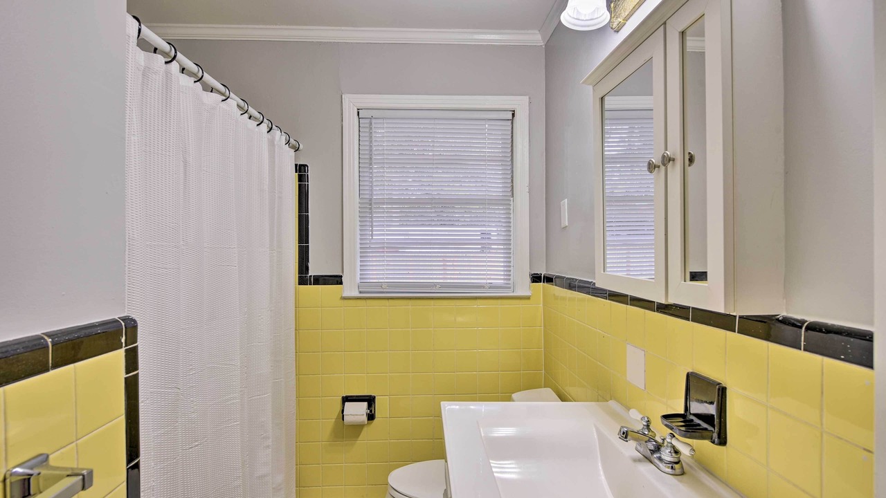 Photo of Bathroom in Burton