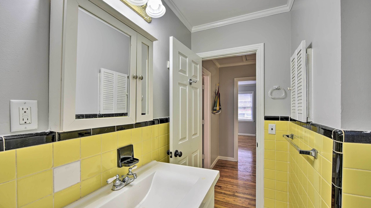 Photo of Bathroom in Burton