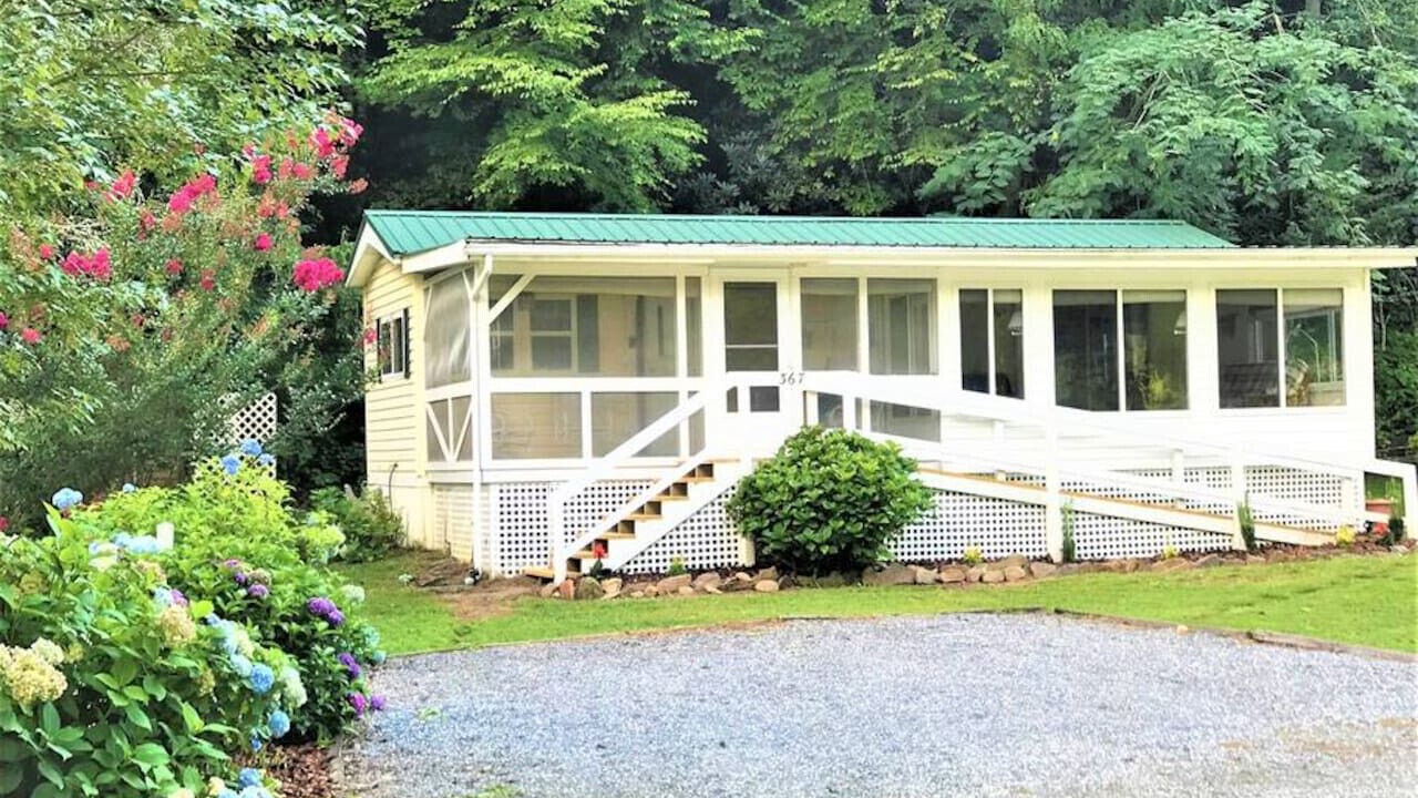 Photo of Outdoor in Sylva