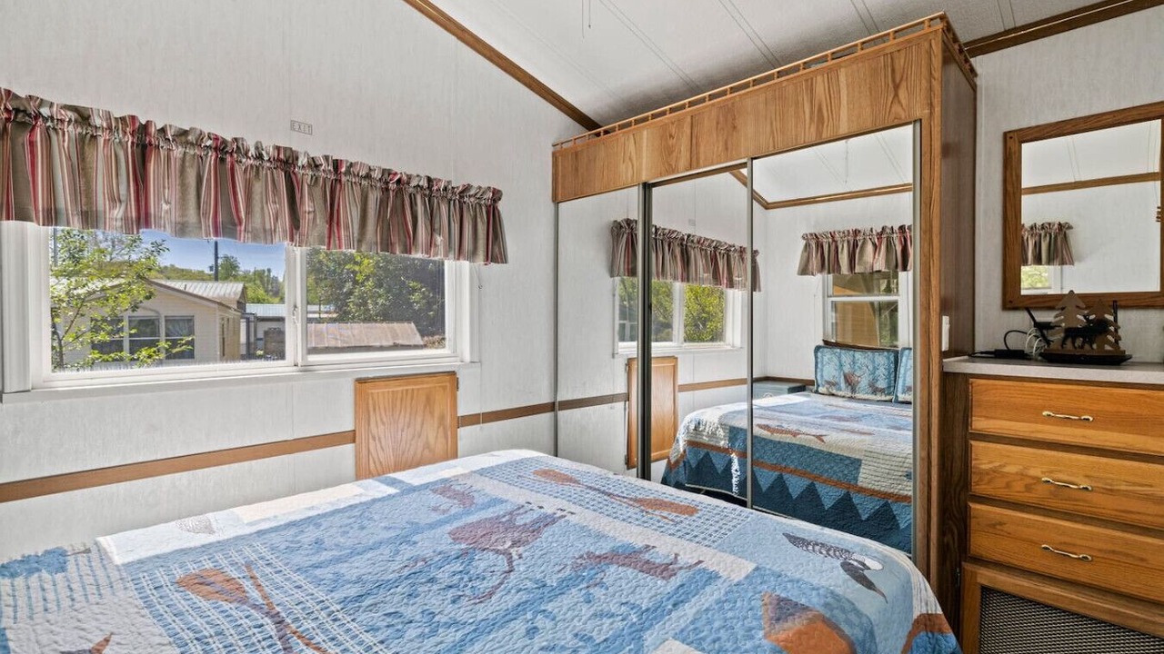 Photo of Bedroom in Sylva