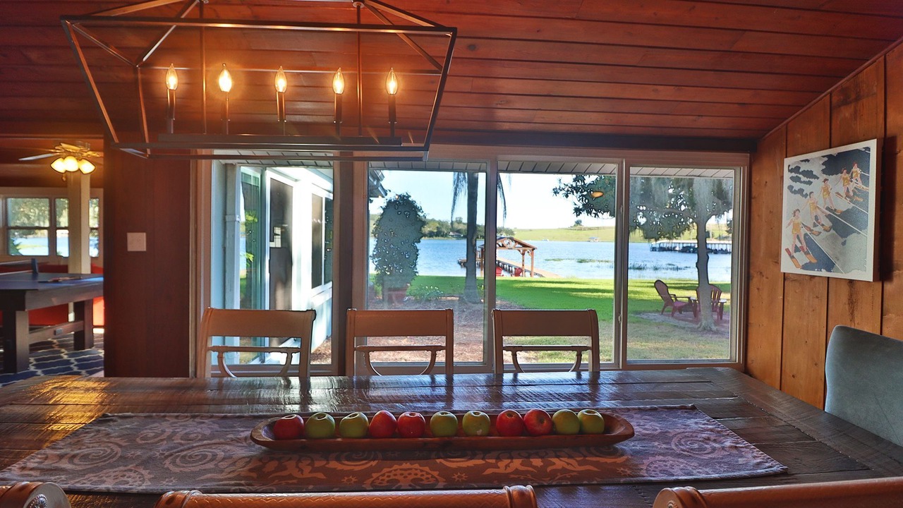 Photo of Outdoor in Crooked Lake