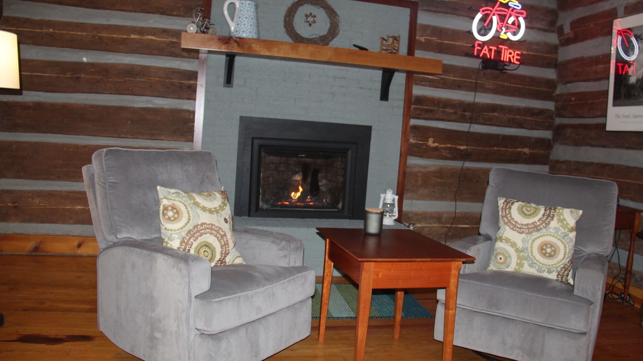 Photo of Livingroom in Mountain Rest