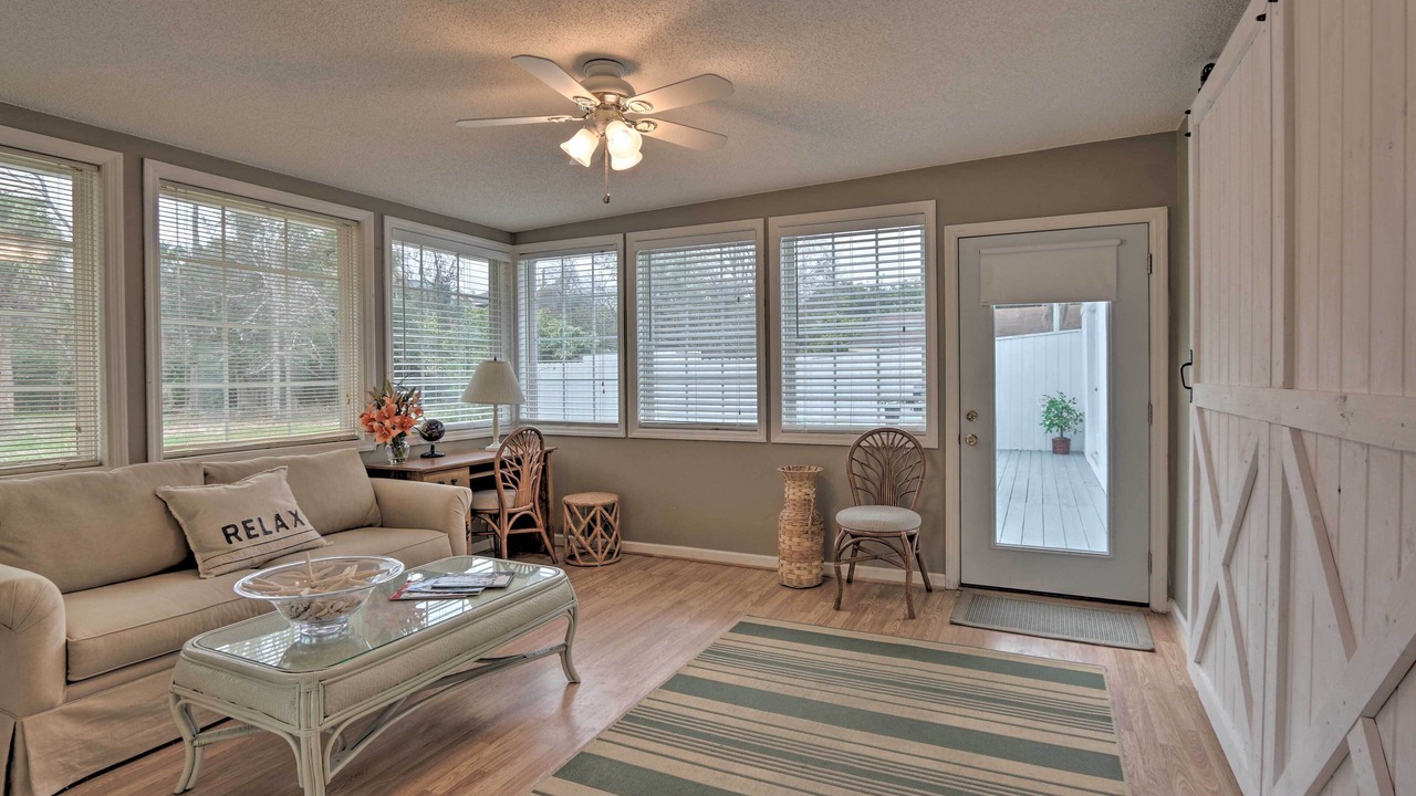 Photo of Livingroom in Palmetto Dunes