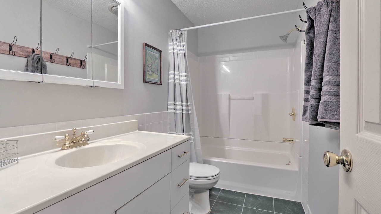 Photo of Bathroom in Palmetto Dunes
