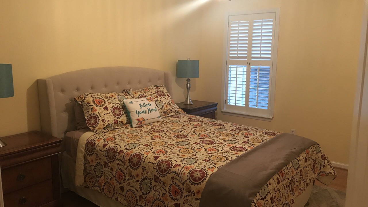 Photo of Bedroom in Summerville