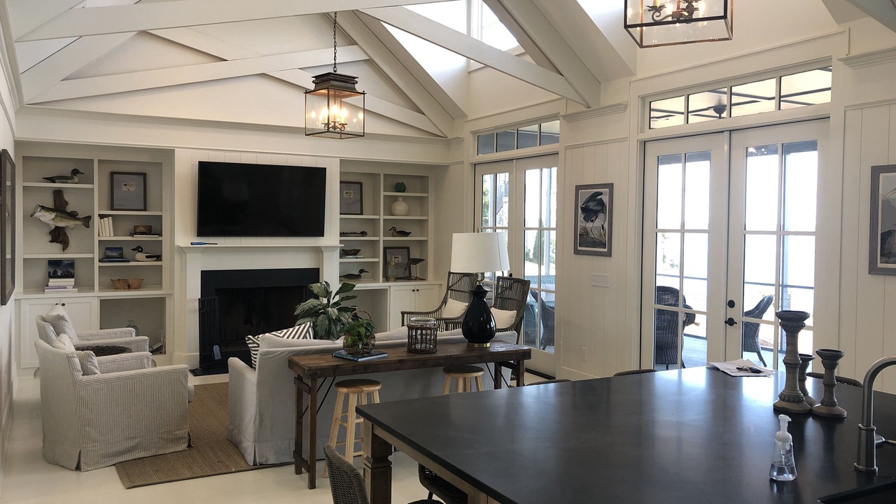 Photo of Livingroom in Modoc Shores