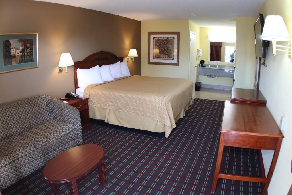 Photo of Bedroom in Hawkinsville