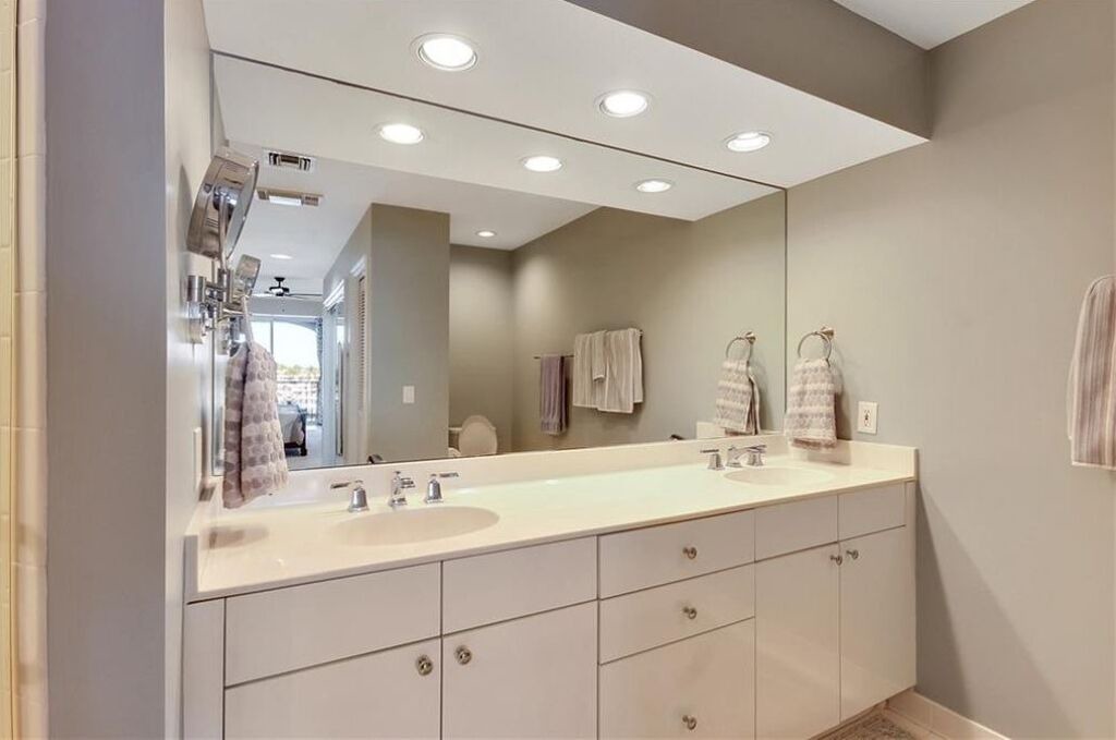 Photo of Bathroom in Grand Harbor
