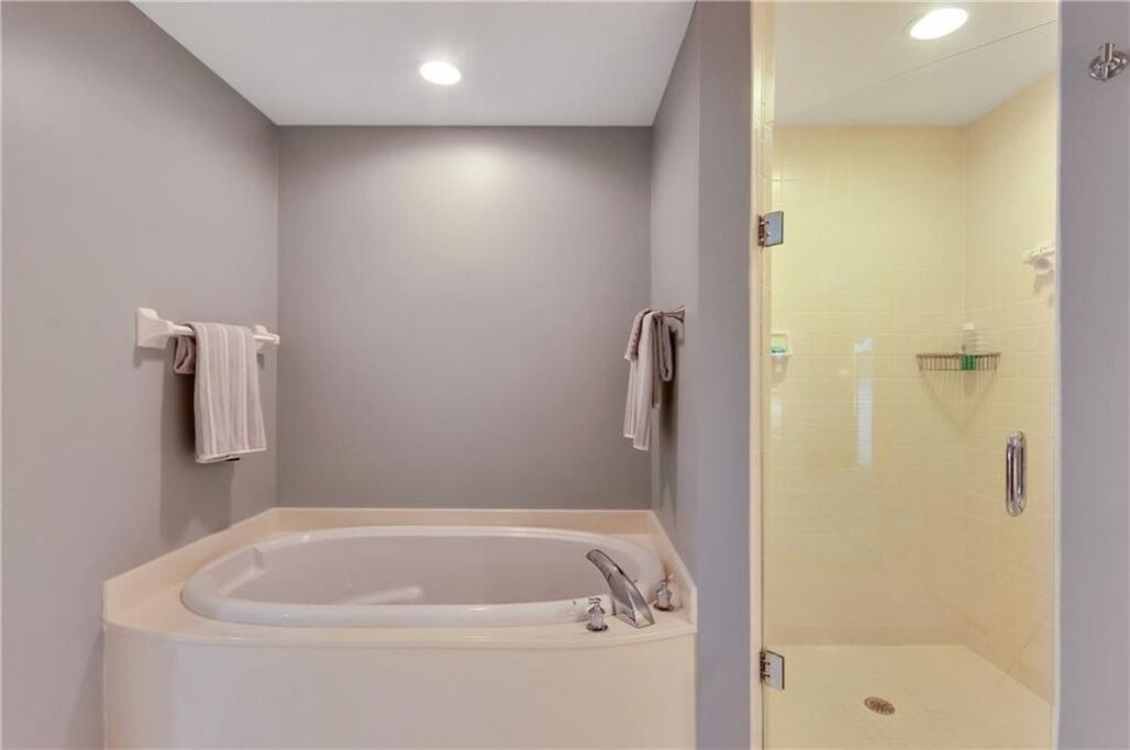 Photo of Bathroom in Grand Harbor