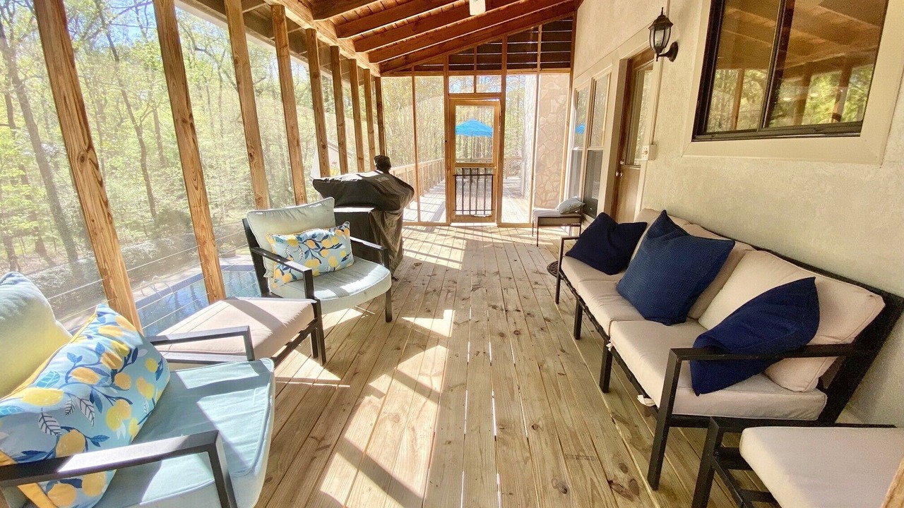 Photo of Patio Balcony in Evans