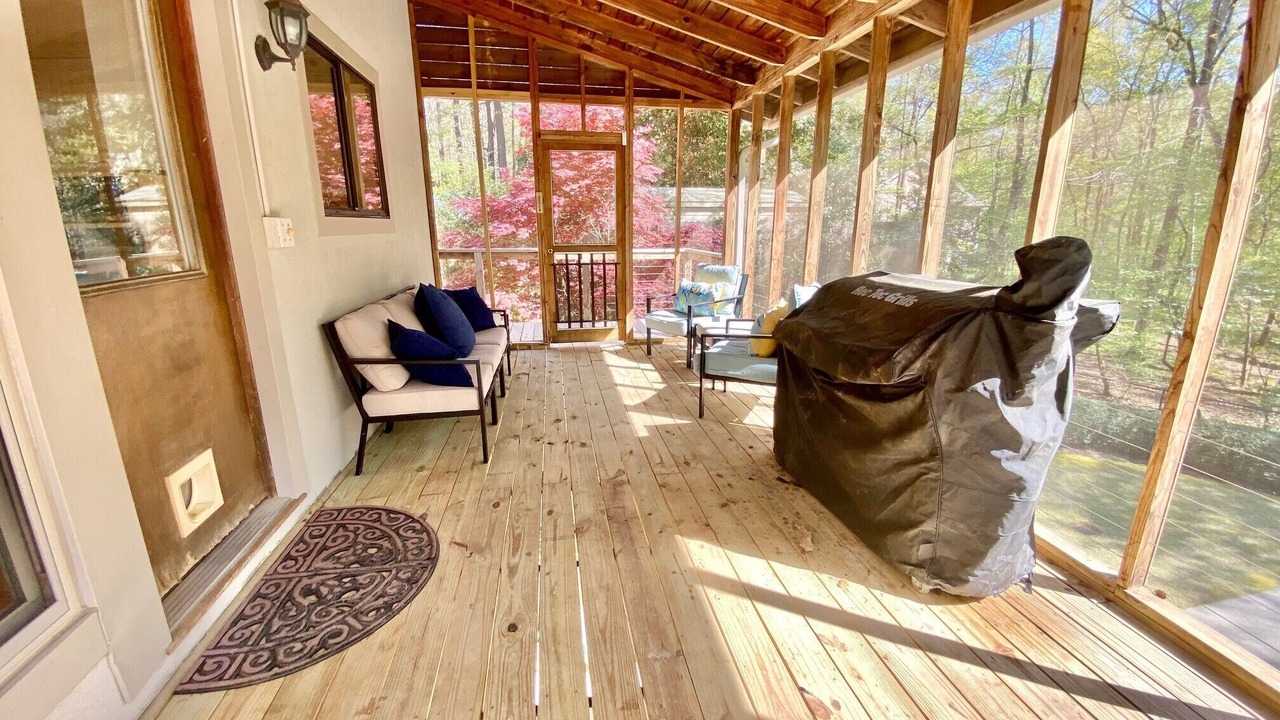 Photo of Patio Balcony in Evans