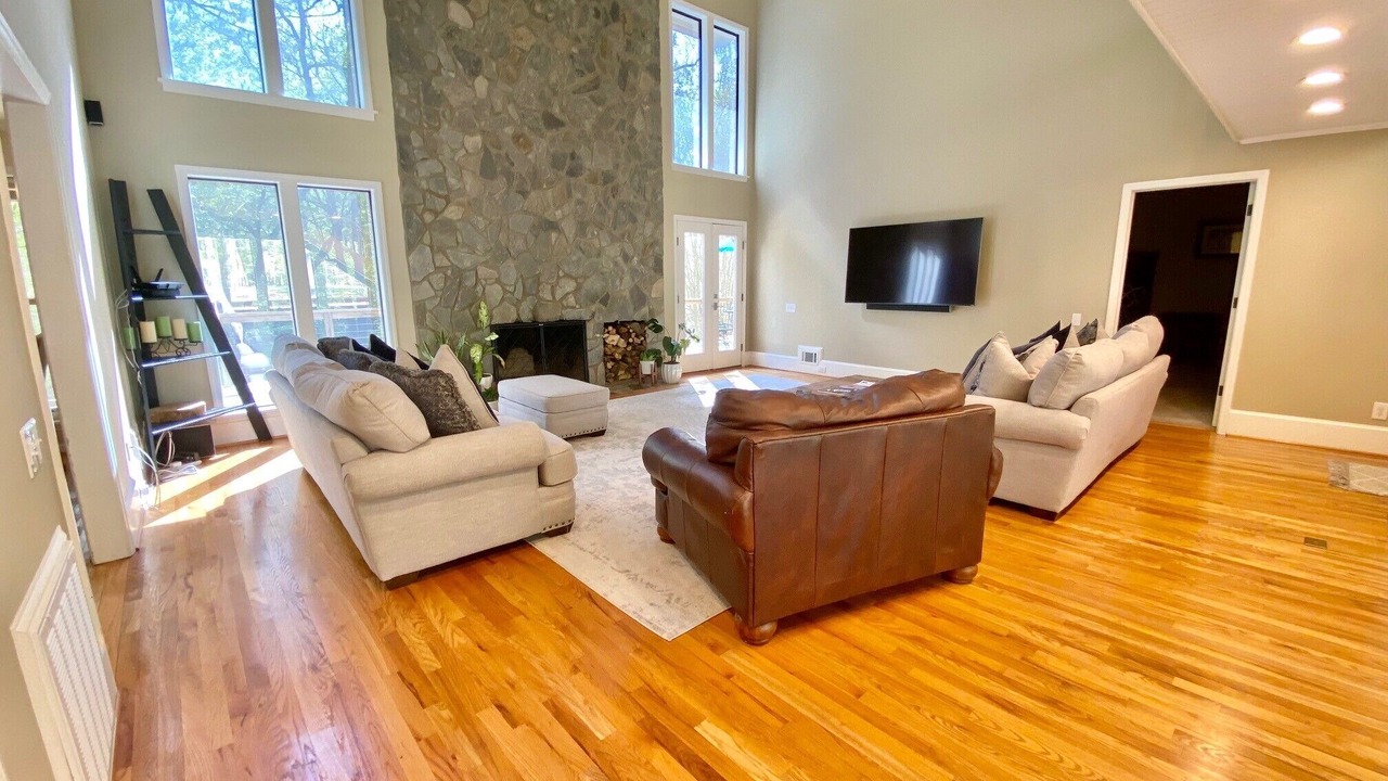 Photo of Livingroom in Evans