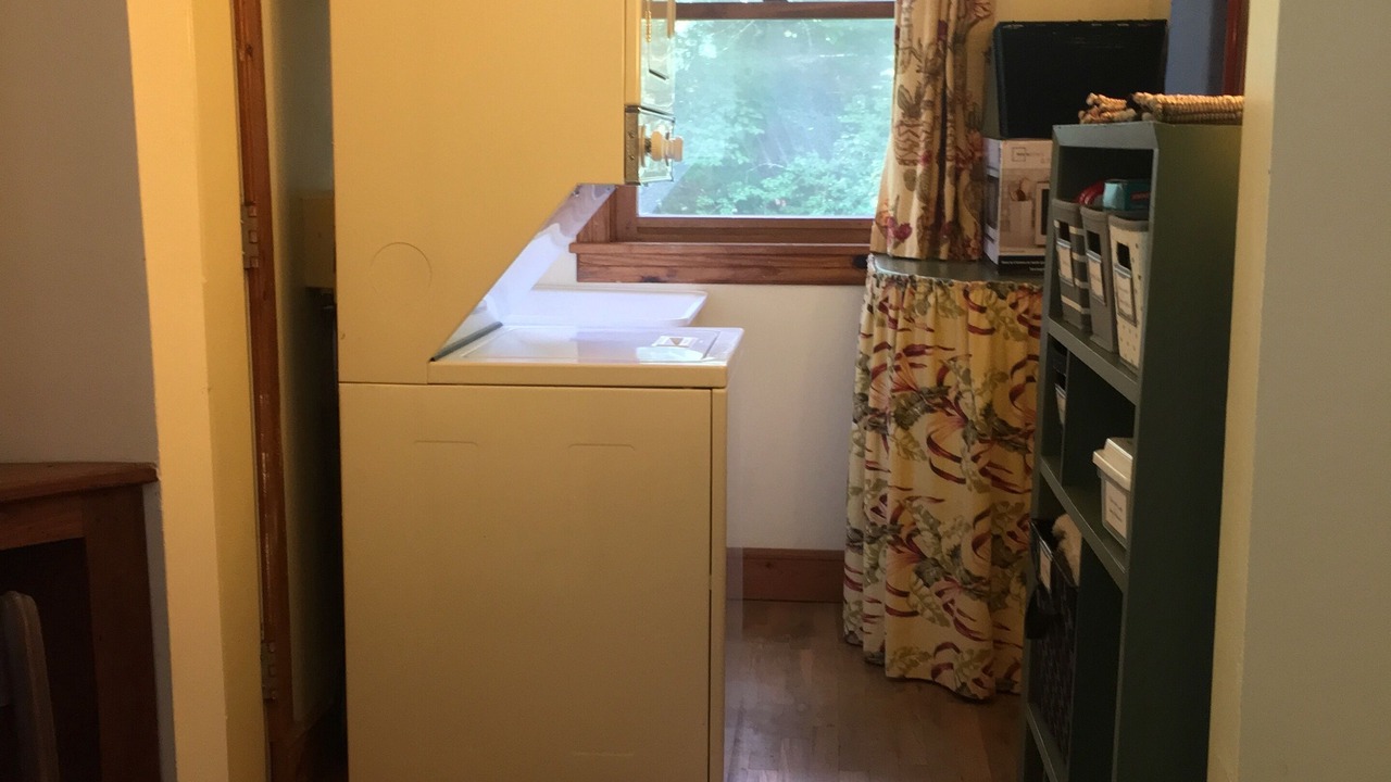 Photo of Bedroom in Robbinsville