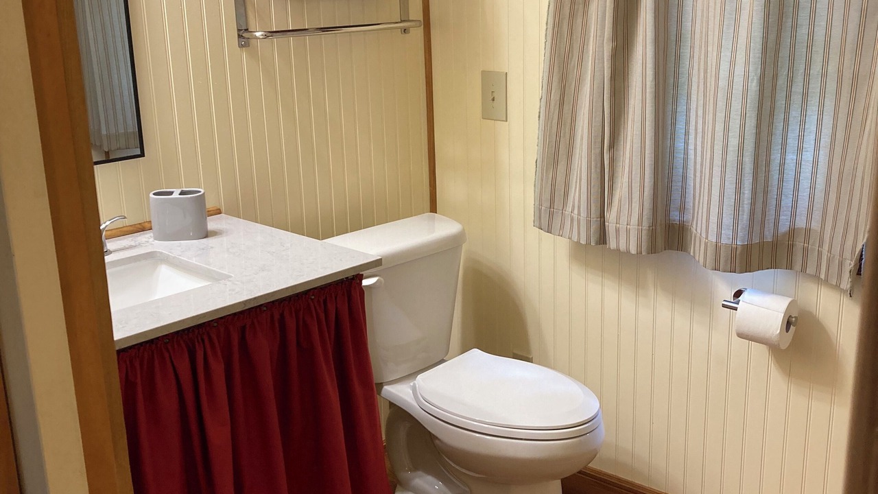 Photo of Bedroom in Robbinsville