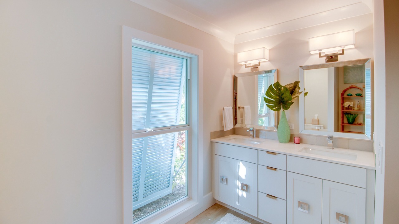 Photo of Bathroom in Moorings