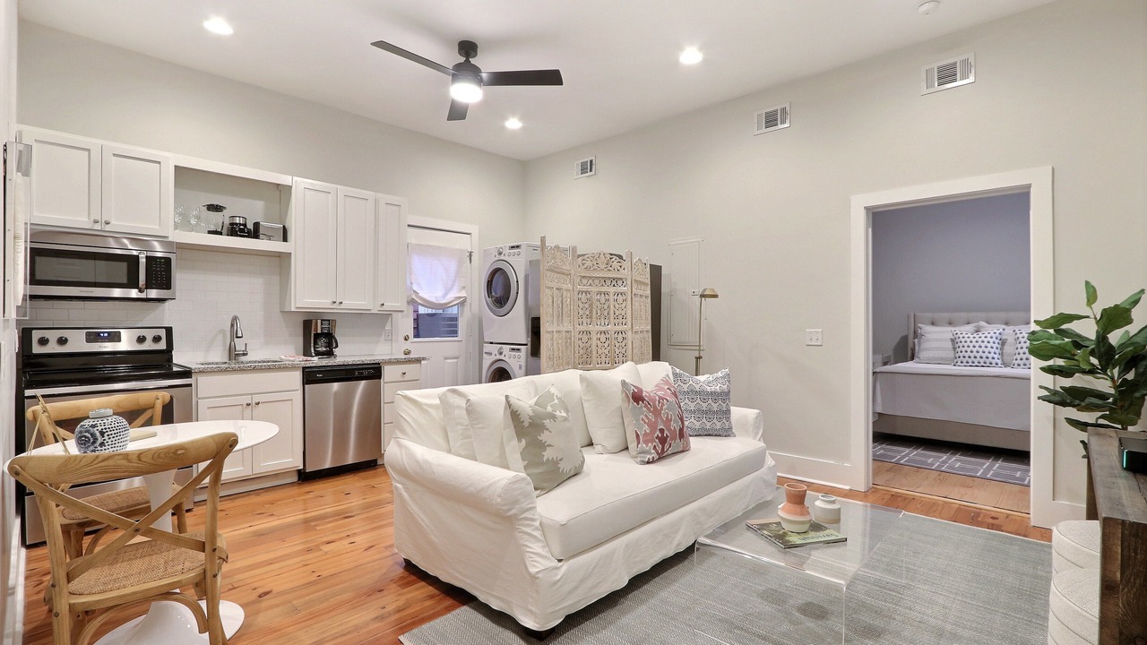 Photo of Bedroom in Beach Institute