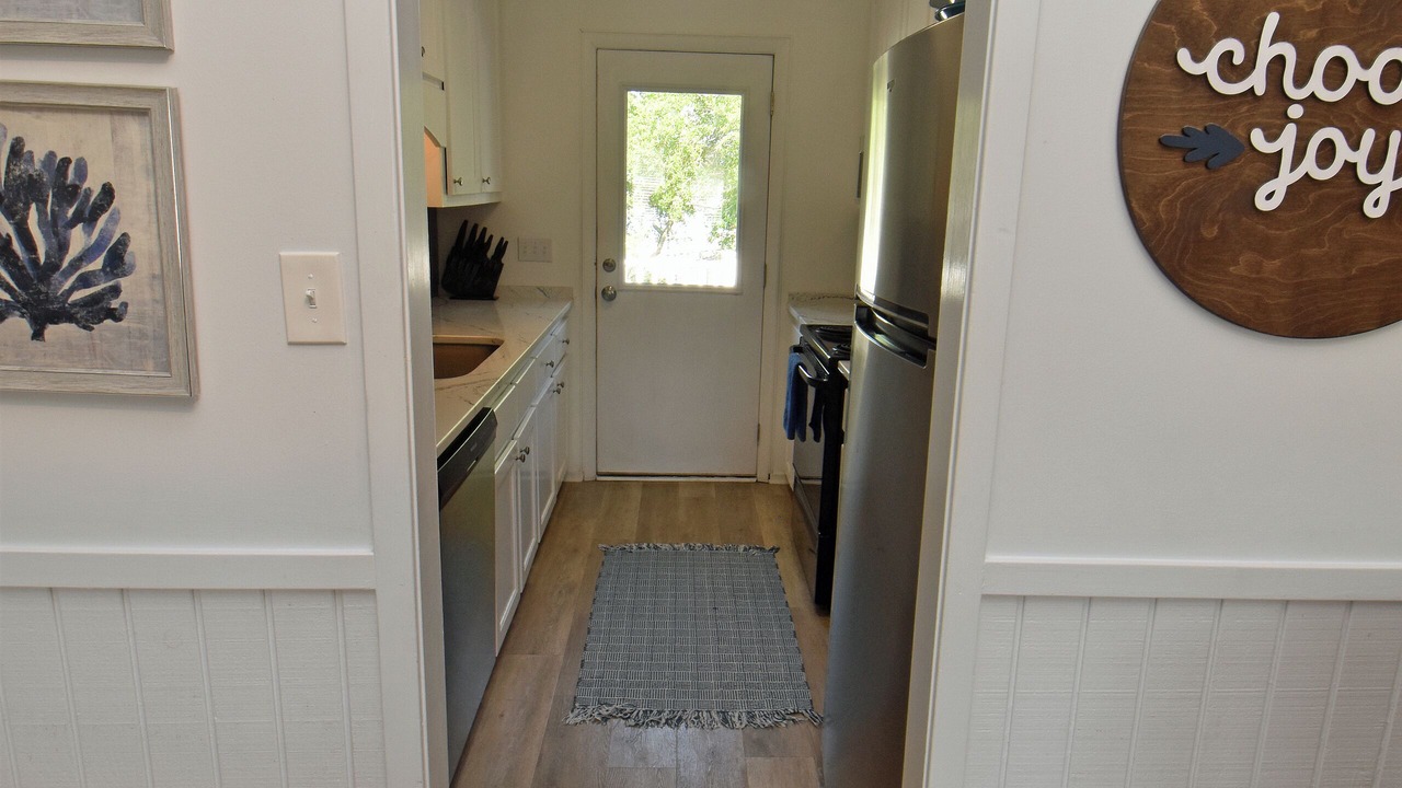 Photo of Kitchen in Inlet Harbour