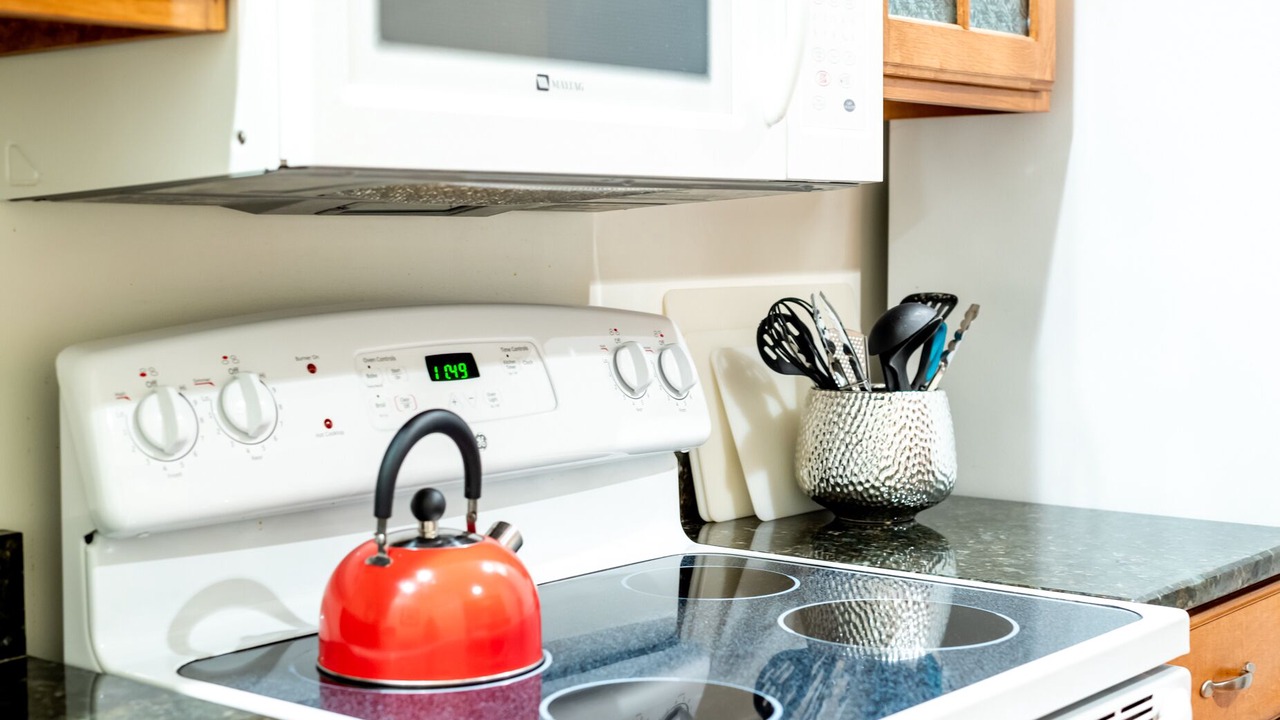 Photo of Kitchen in Beach Institute