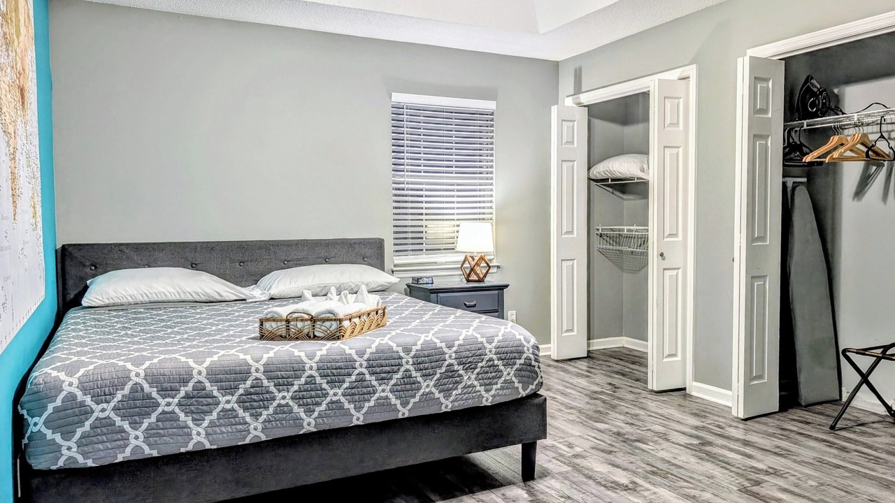 Photo of Bedroom in Whitemarsh Island