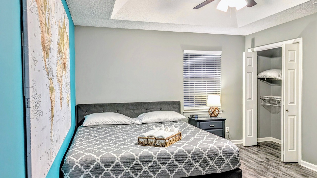 Photo of Bedroom in Whitemarsh Island