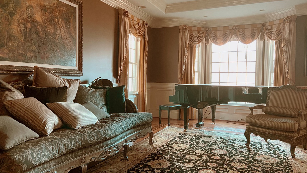 Photo of Bedroom in Martinez
