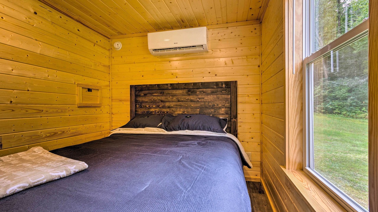 Photo of Bedroom in Brevard