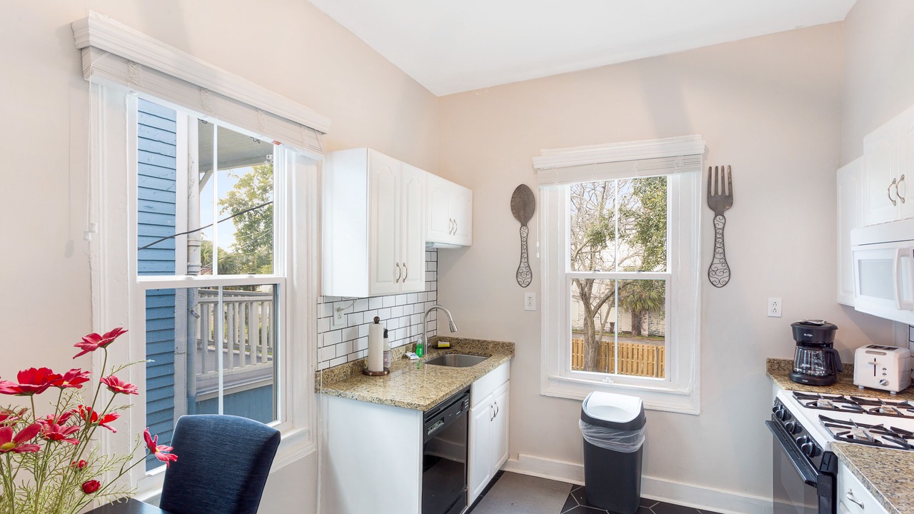 Photo of Kitchen in Savannah Victorian District