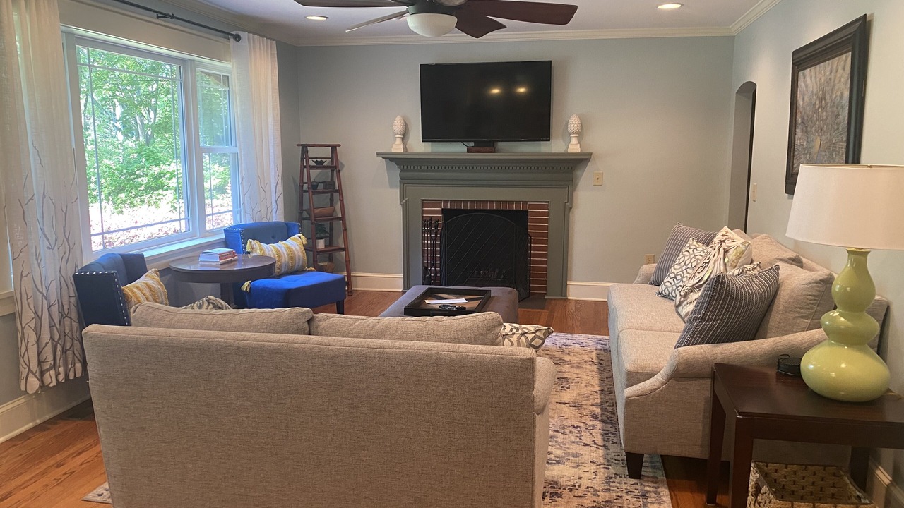 Photo of Livingroom in Clemson