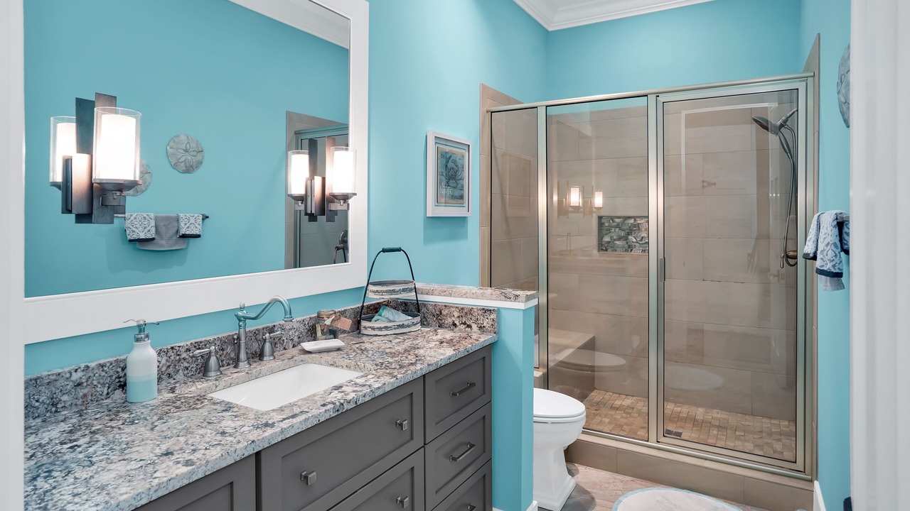 Photo of Bathroom in Inlet Harbour