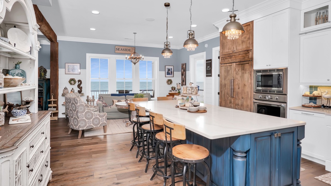 Photo of Kitchen in Inlet Harbour