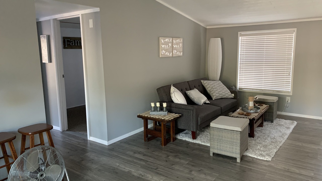 Photo of Livingroom in McCormick