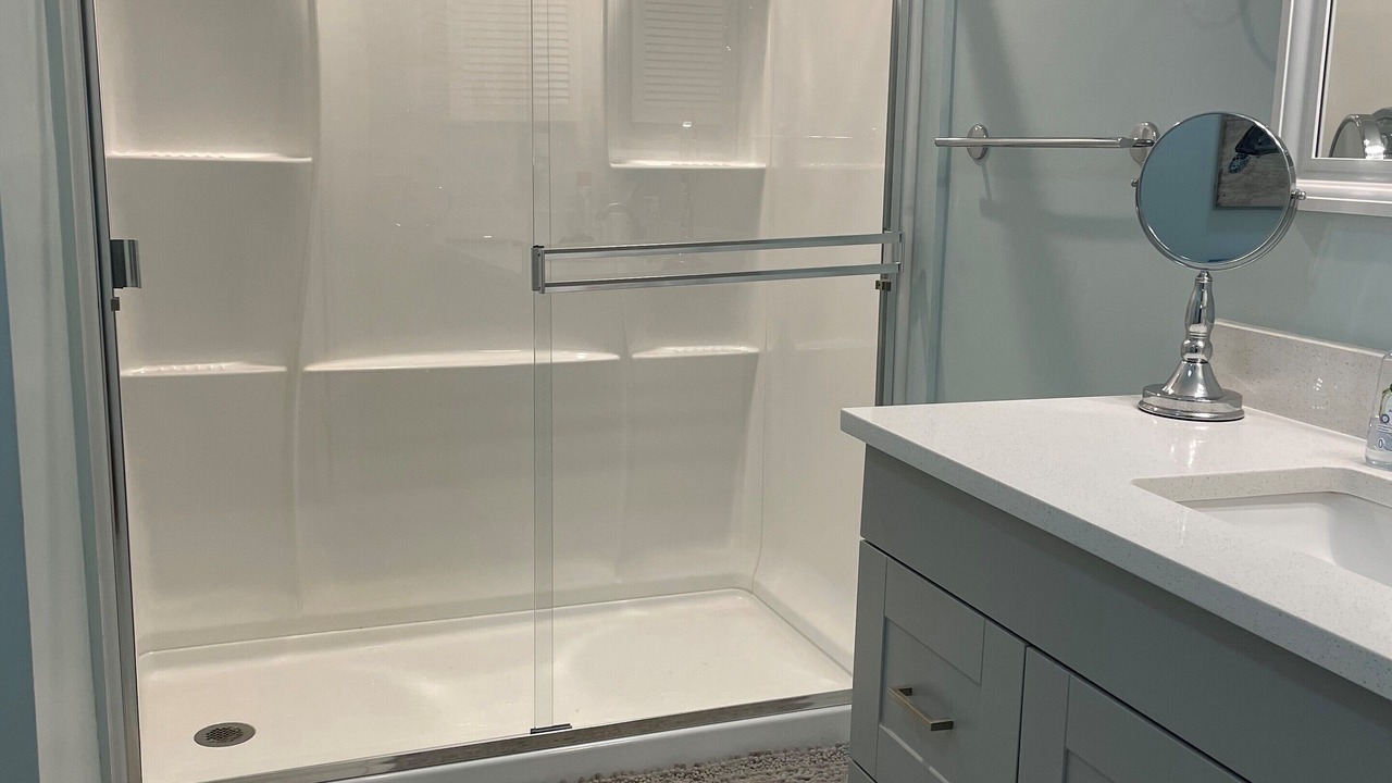 Photo of Bathroom in Ocean Ridge