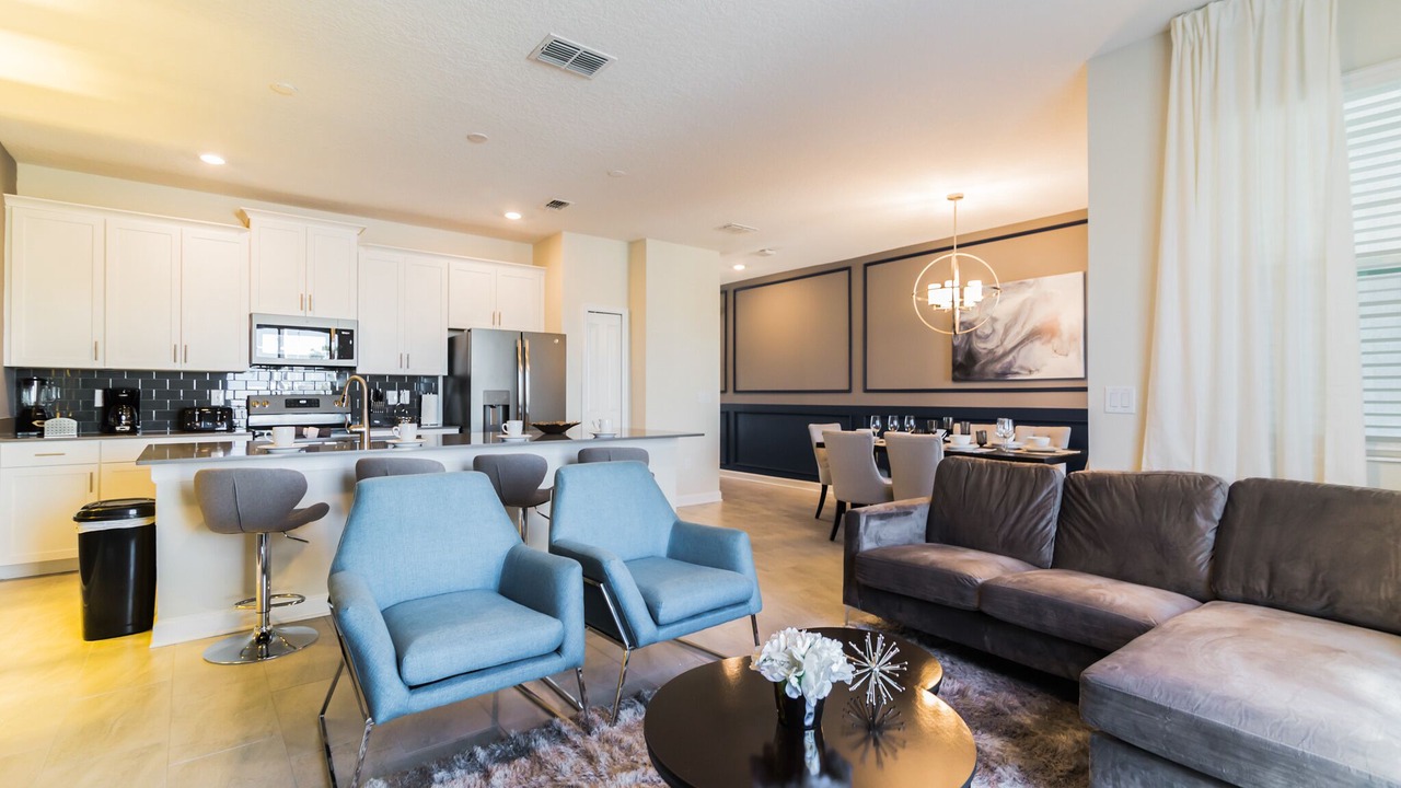Photo of Livingroom in Four Corners