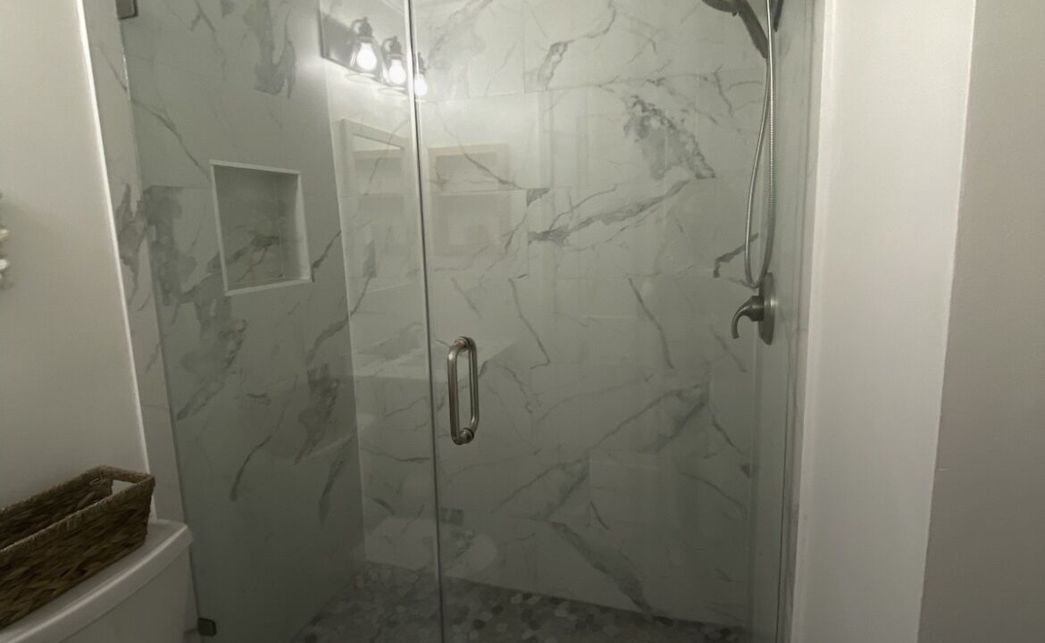 Photo of Bathroom in Folly Field