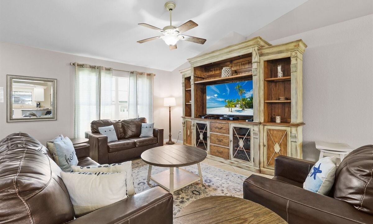 Photo of Livingroom in Mariner