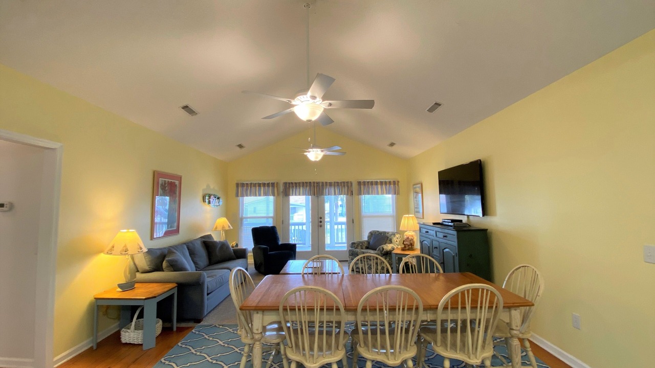 Photo of Livingroom in Edisto Island