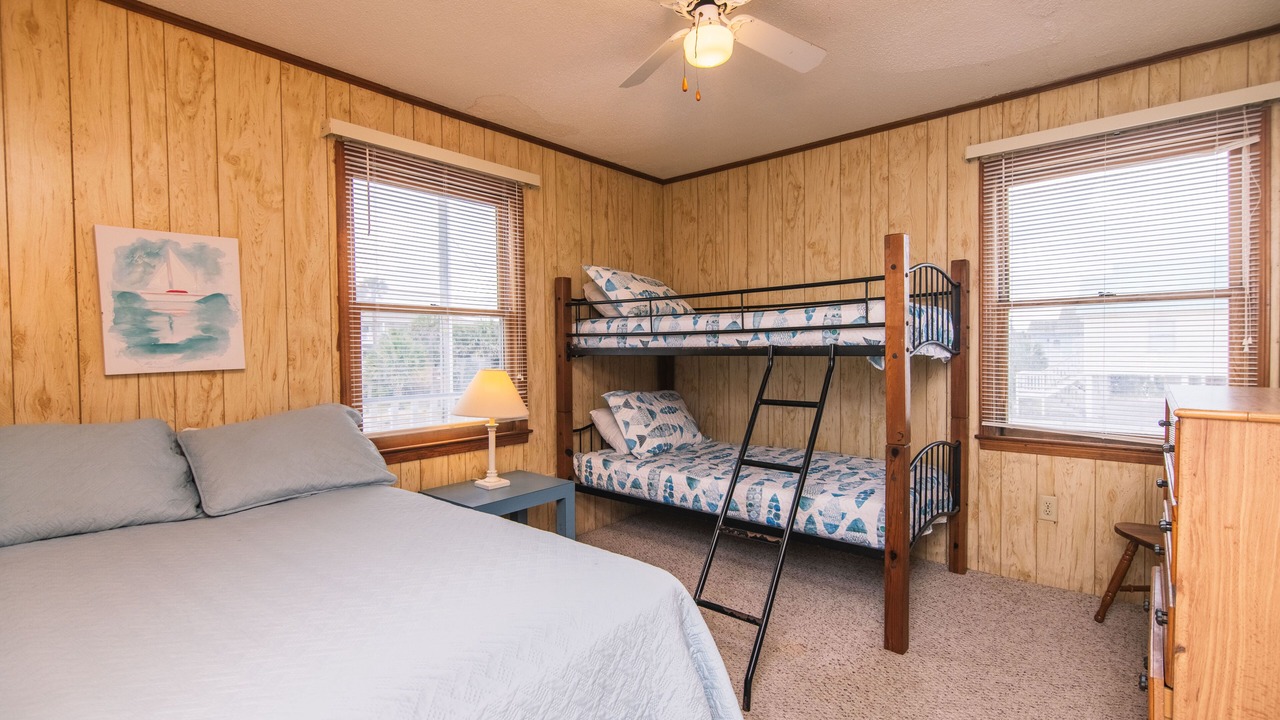 Photo of Bedroom in Edisto Island