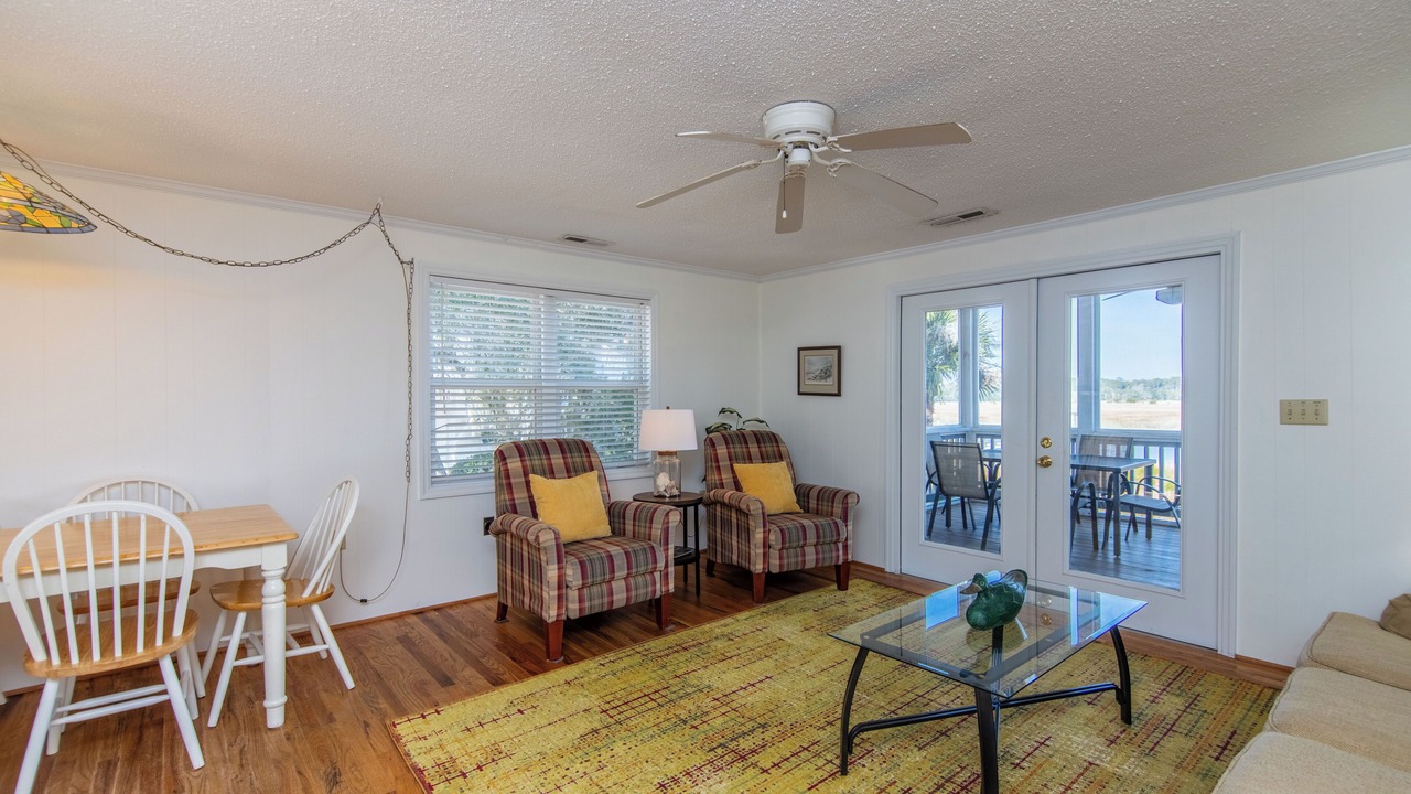 Photo of Livingroom in Edisto Island